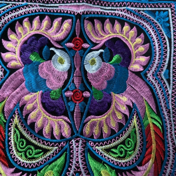 Embroidered Colorful bohemian Tote bag - Picture 2 of 9